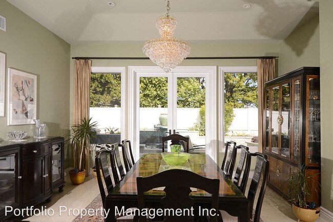 Foto del edificio - 1724 Port Ashley Pl