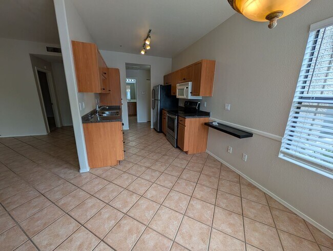Foto del edificio - 9600 N 96th St