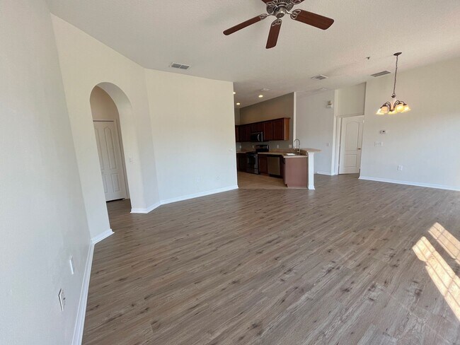 Photo - 6410 S Goldenrod Rd Apartment