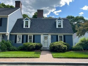 Building Photo - 15 Seaborn Pl