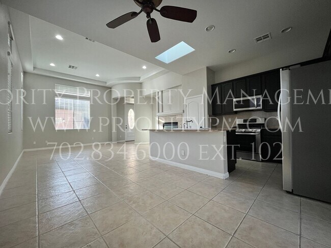 Foto del edificio - 9052 W Wolf Dancer Ave