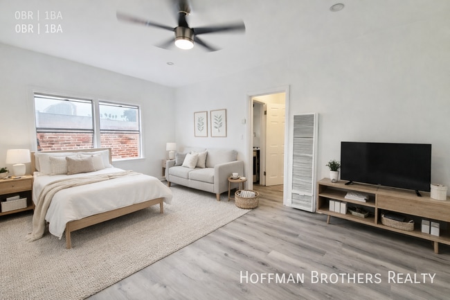 Building Photo - 2362 W Washington Blvd