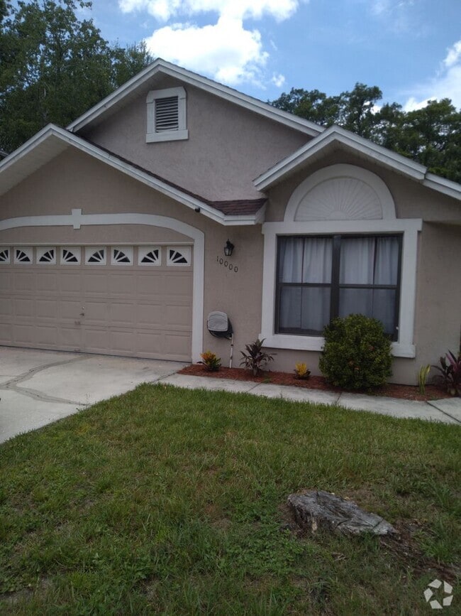 Building Photo - 10000 Creekwater Blvd