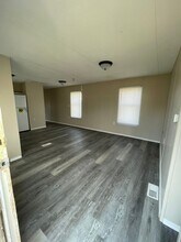 Building Photo - 5030 Easy St