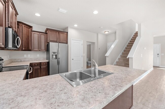 Building Photo - 8645 Bucklebury Dr
