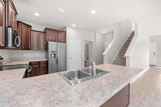 Foto del edificio - 8645 Bucklebury Dr