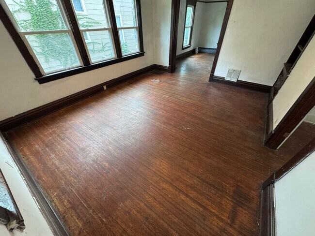 Foto del edificio - 1408 Grandview Blvd