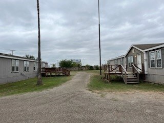 Building Photo - 1080 E Hwy 85