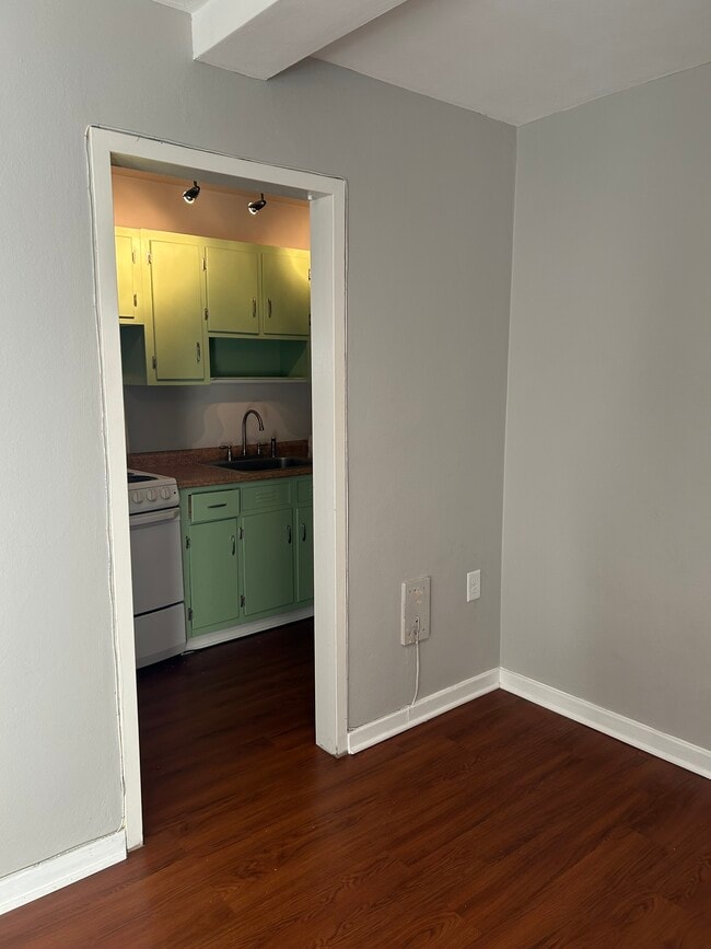Foto del edificio - 11720 Edgewater Dr