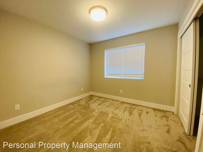 Building Photo - 1 br, 1 bath House - 3309 Kauffman Ave.