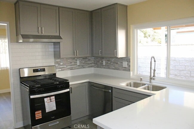 Building Photo - 2538 Alona St