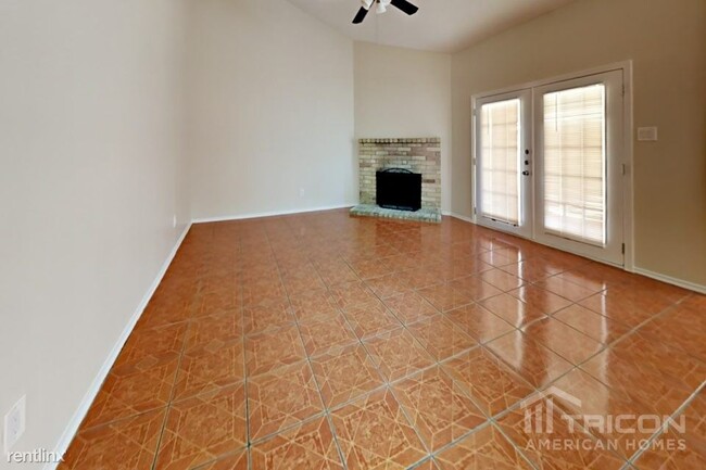 Foto del edificio - 1506 Wrotham Ln