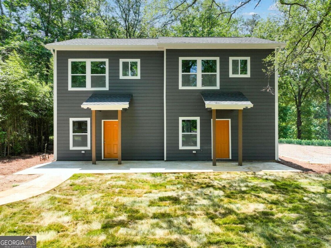 Foto principal - 87 Hennon Dr NW