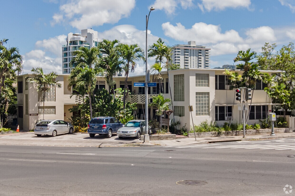 Primary Photo - 2424 Kapiolani Blvd