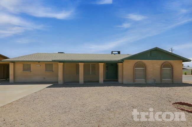 Building Photo - 2063 W Morningside Dr