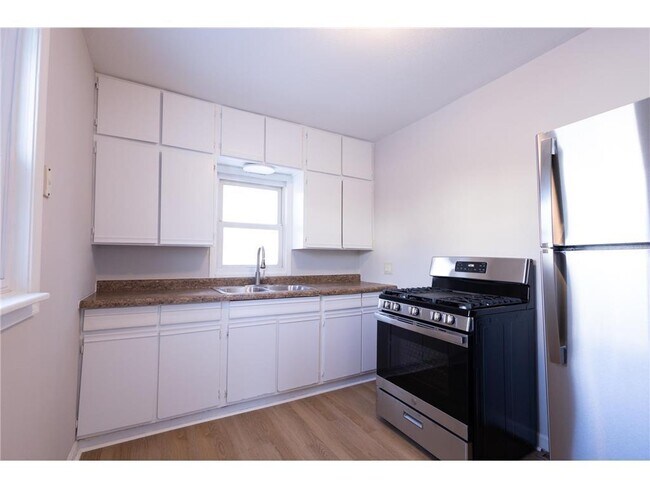 Foto del edificio - 118 13th Ave S