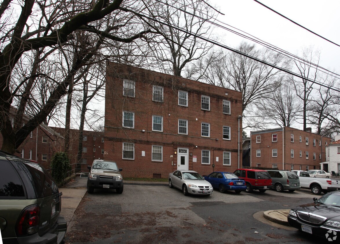 Building Photo - 311 Domer Ave