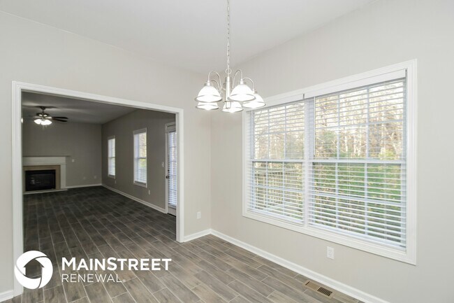 Building Photo - 4090 Brightmore Dr