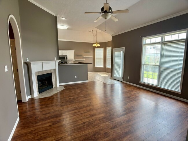 Building Photo - 4 Bed, 2 Bath Jonesboro Home with Bonus Room, Fenced Backyard, 2-Car Garage