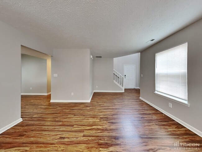 Building Photo - 11949 Titania Circle Indianapolis IN