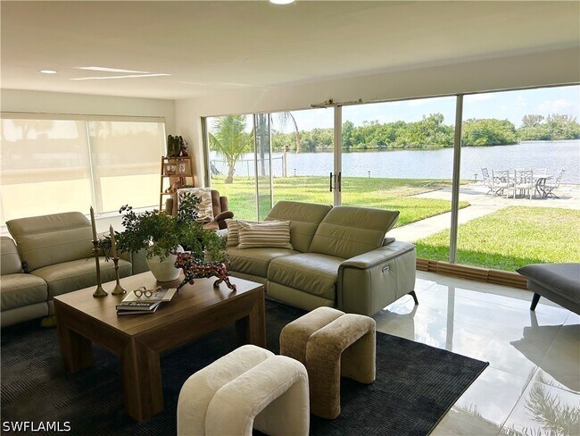 Foto del edificio - 337 Shore Dr