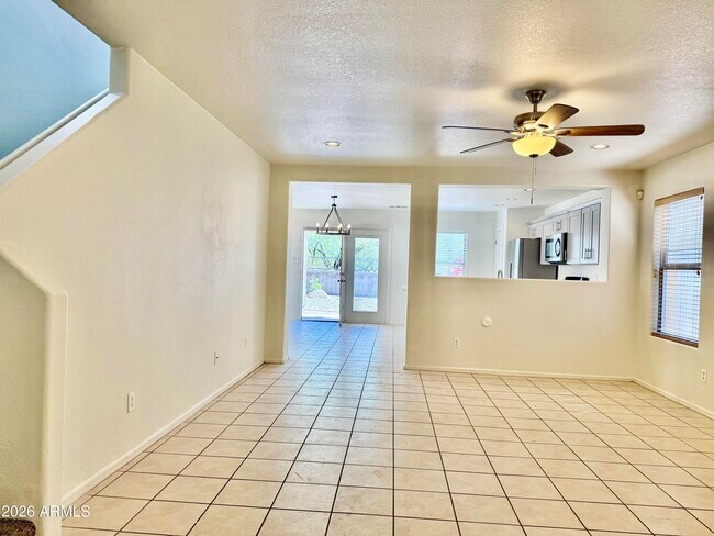Foto del edificio - 17279 N 184th Dr