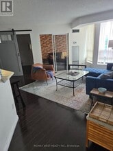 Building Photo - 50-450 Kingsbridge Garden Cir
