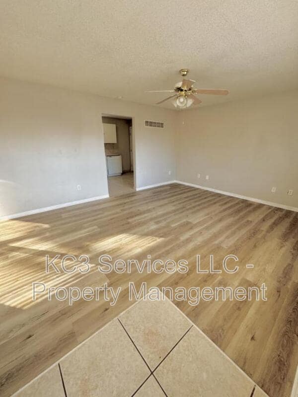 Foto del edificio - 208 SW 6 St