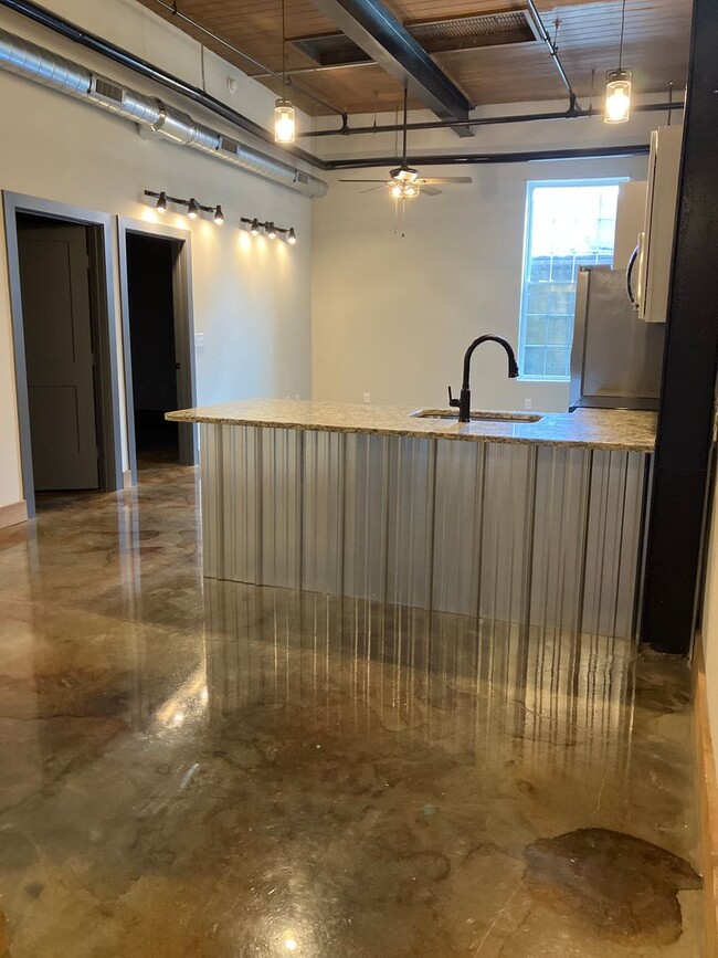Building Photo - Luxury 2 bedroom apartment - Red Lion, PA