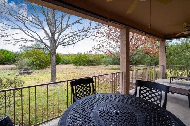 Building Photo - 107 Yaupon Ln