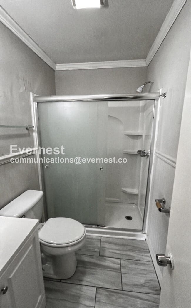 Foto del edificio - 5221 Jefferson St