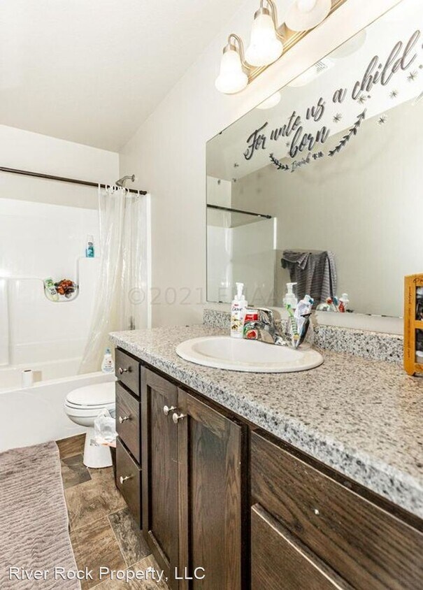Foto del edificio - 3 br, 2 bath House - 3235 39th Ave S