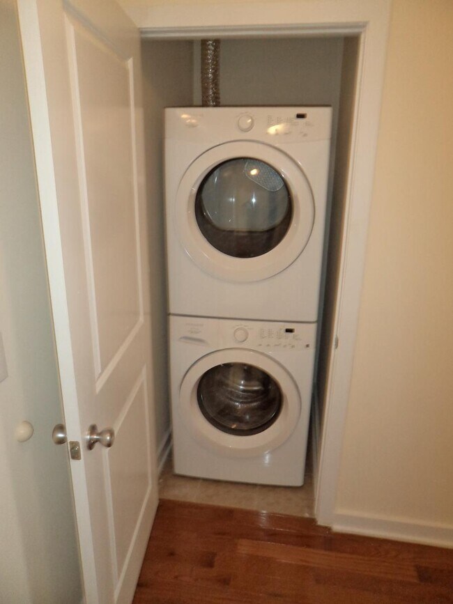 Foto del edificio - 332 N 41st St