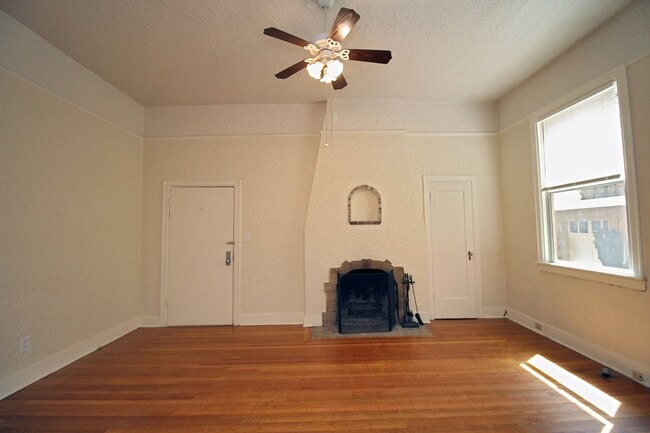 Foto del edificio - 2354-2362 SW Cactus Dr