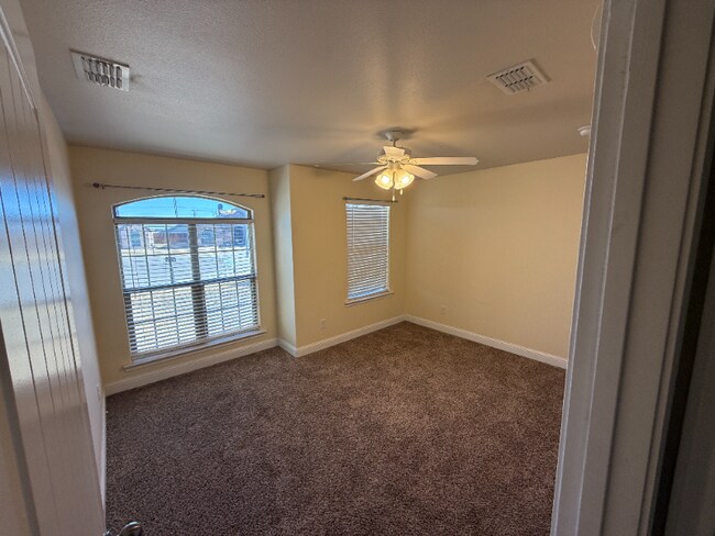 Foto del edificio - 9708 Quitman Ave