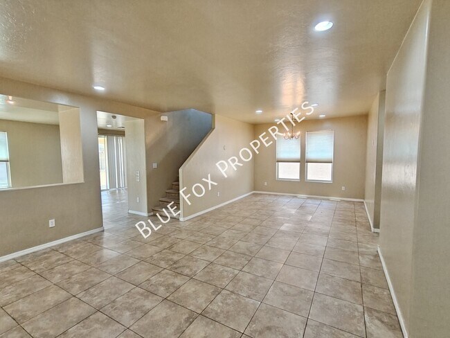 Foto del edificio - 5874 N Dartwhite Dr