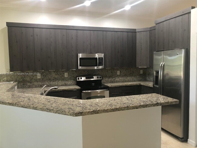 Foto del edificio - 4274 Seneca Ave