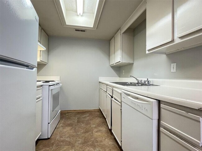 Foto del edificio - 212 E Sunset Ave