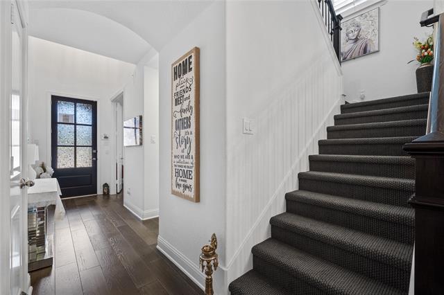 Foto del edificio - 1330 Viridian Park Ln