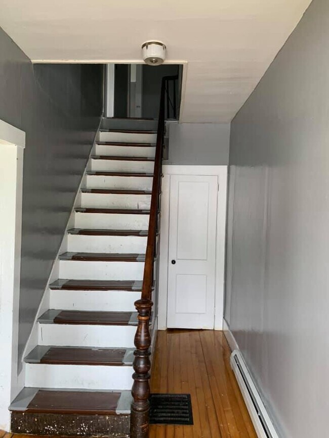 239 Central St Unit A, Northfield, VT 05663 Apartments in Northfield