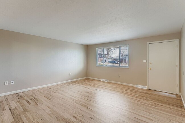 Foto del edificio - Beautifully Remodeled 3-Bedroom Ranch in Quiet West Arvada Neighborhood