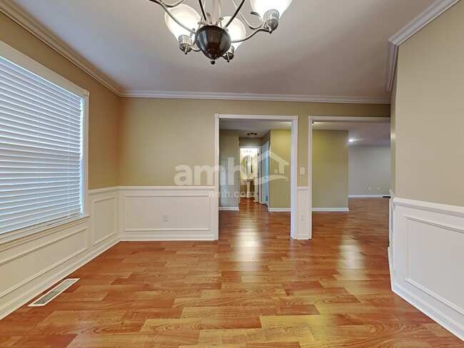 Building Photo - 10217 Limerick Cir