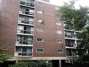 Building Photo - 12 Inman St