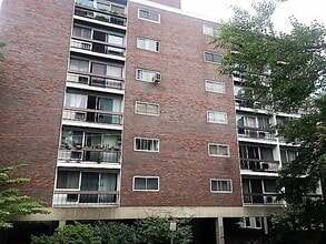 Building Photo - 12 Inman St