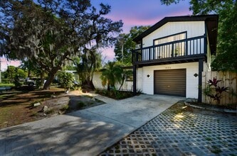 Building Photo - 405 Shore Dr E