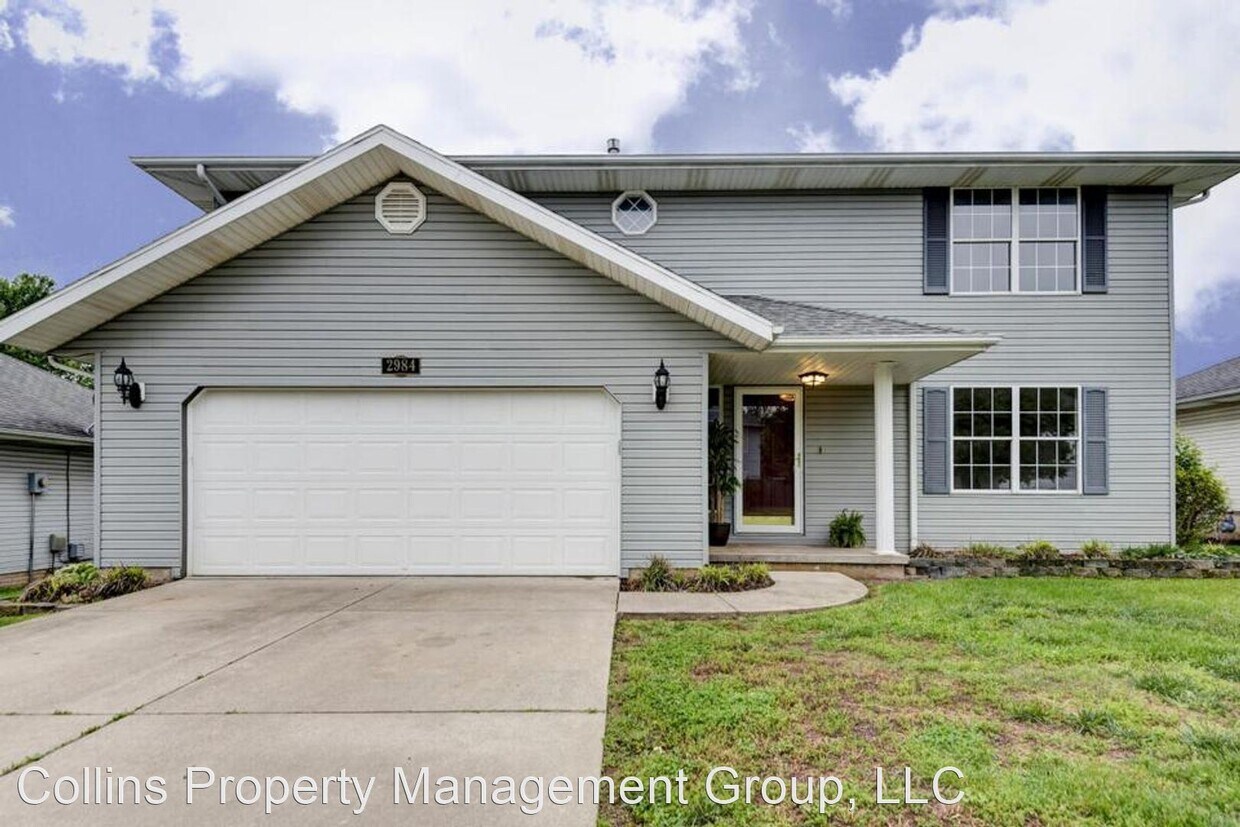 5 br, 3 bath House 2984 W Knob Hill St House for Rent in