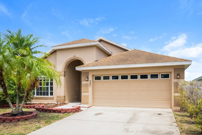 Building Photo - 721 Stonewyk Way