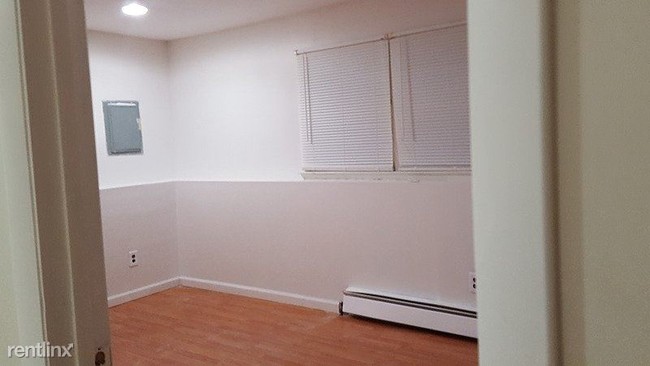 Foto del edificio - 4 br, 2.5 bath House - 11 Sutherland Drive