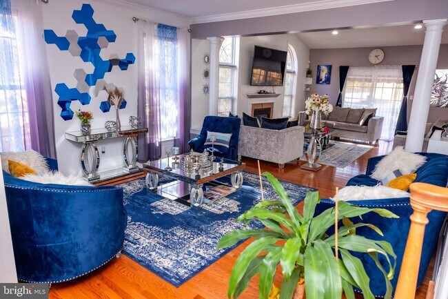 Foto del edificio - 320 Carolee Cir