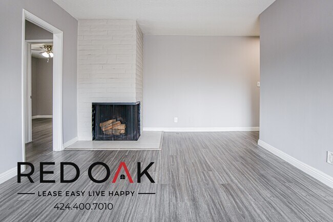 Foto del edificio - 12737 Moorpark St